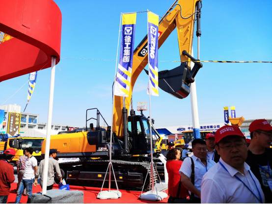 第二屆雄安工程機械展盛大開幕 千機匯聚，智繪未來新城